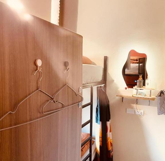 Dreamy Nomads Hostel日月潭背包客