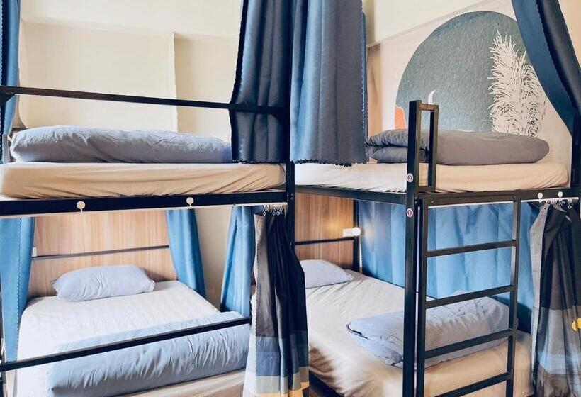 Dreamy Nomads Hostel日月潭背包客