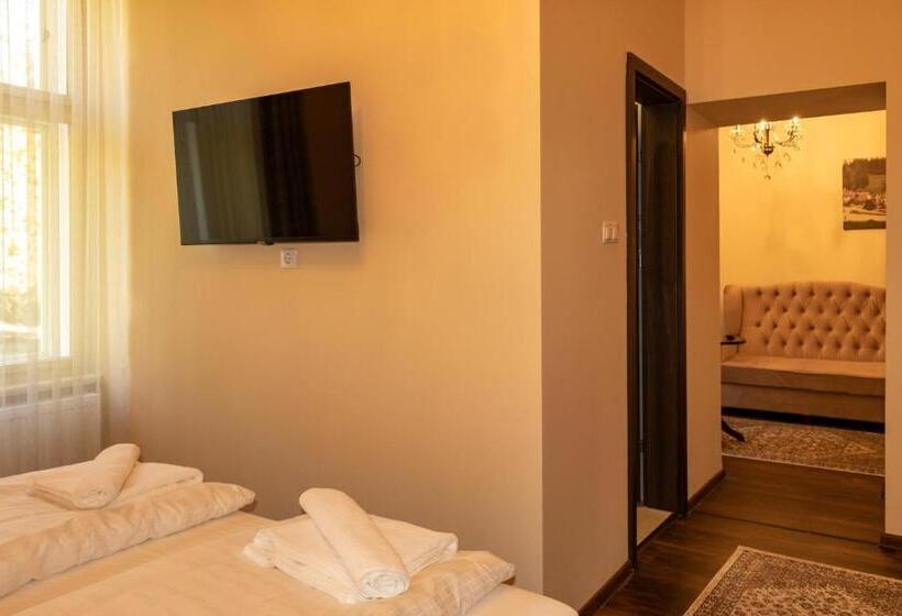 בית מלון כפרי Melik