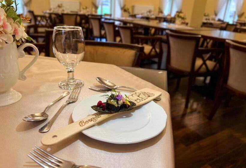 בית מלון כפרי Melik