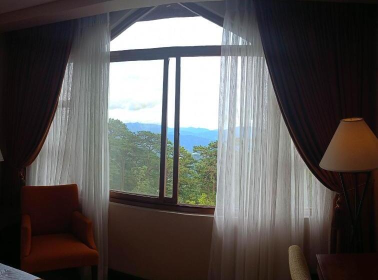 Hotell Private Unit At Forest Lodge Caml John Hay Baguio City