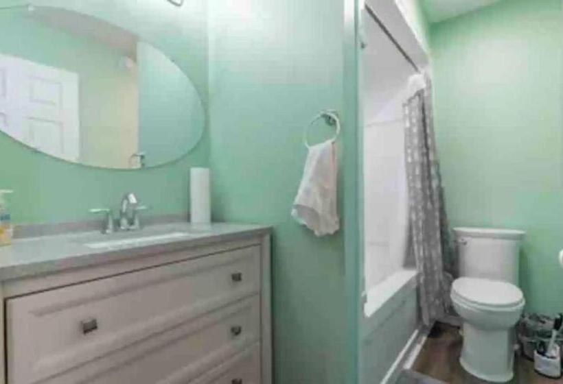 ホテル Riverfront Suites, Quinte, On