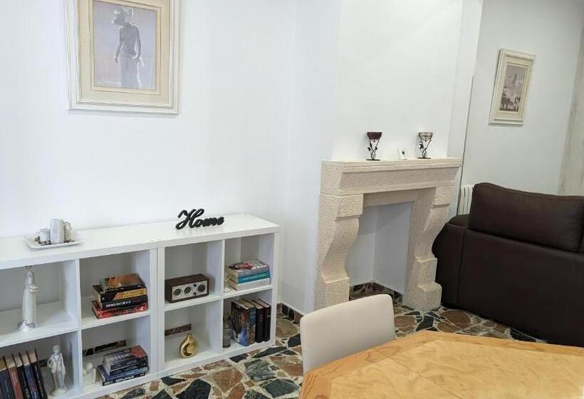 פנסיון Casa Clari