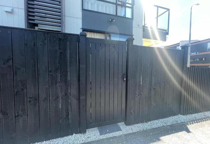 פנסיון Great Value 1b1b Studio In Sandringham   Private Entrance, Close To City, Heat Pump, Netfilx