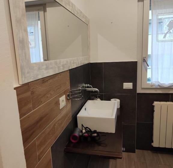 بنسيون Varenna Guest House 2