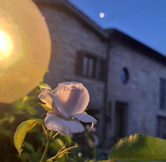 فندق Agriturismo Il Raggio Di Sole Di Orpello