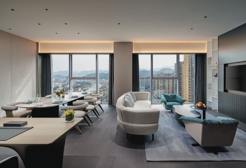فندق Crowne Plaza Shangluo By Ihg