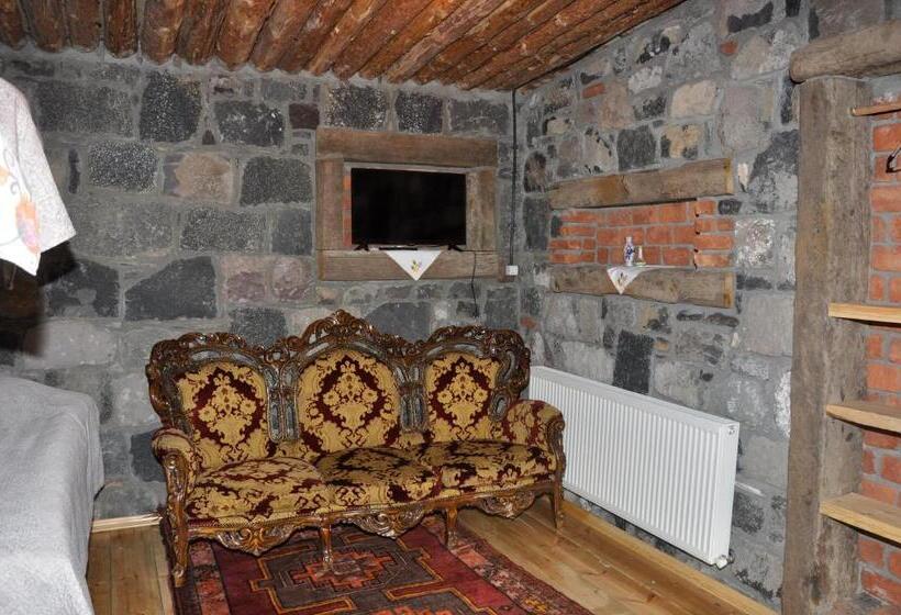 בית מלון כפרי Doğunun Taş Evleri