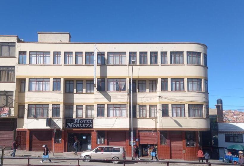 هتل Nobleza