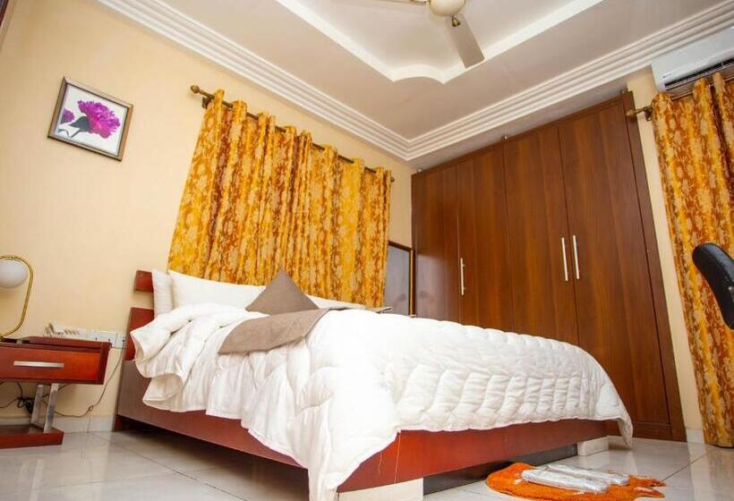فندق Royal N