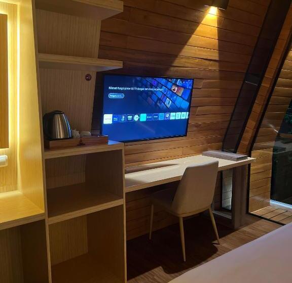 هتل Villa Morphosis