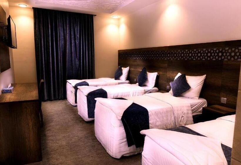 Malak Safwa Hotel   خدمة التوصيل للحرم