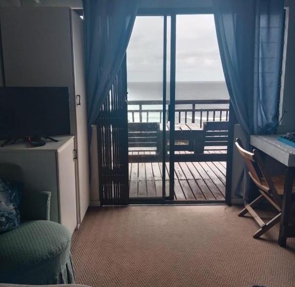 פנסיון Bayview Guest House