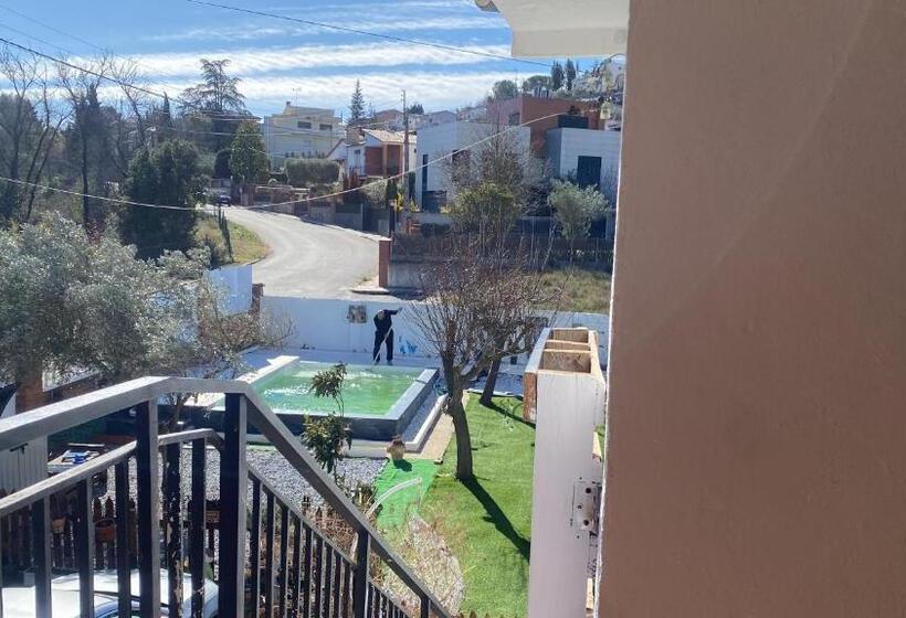 بنسيون La Casa De Las Hadas