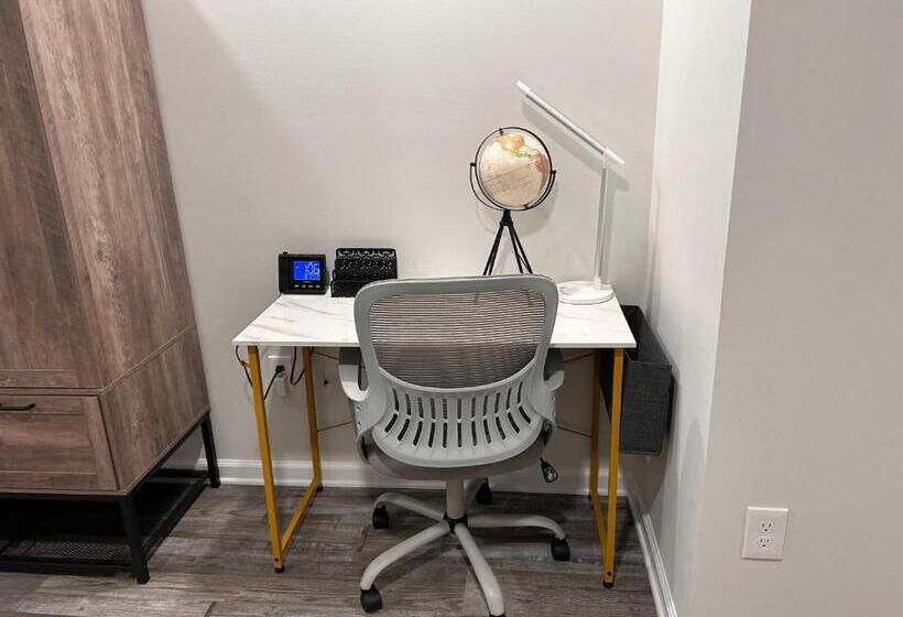 بنسيون Luxurious Basement Guest Suite In Elkridge