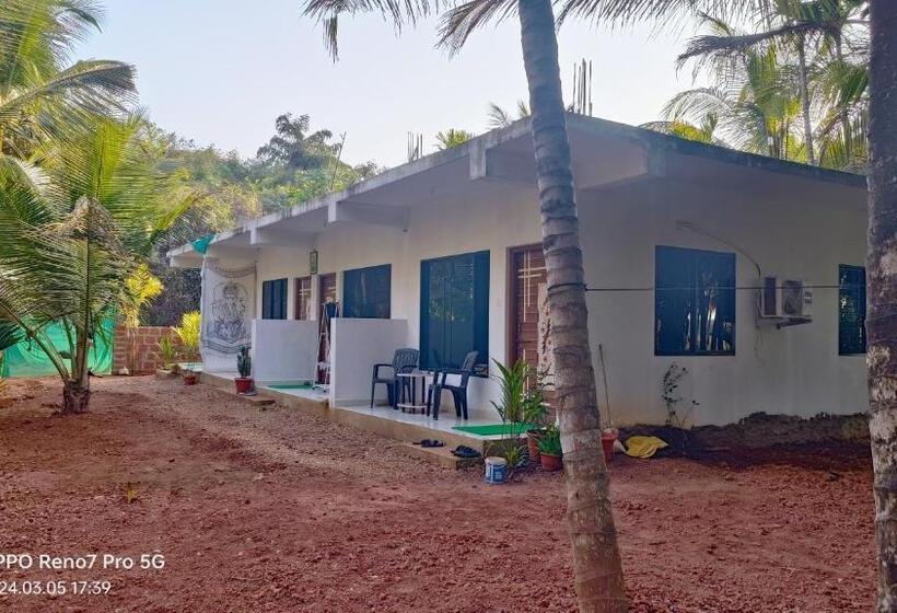 فندق Makayla Farm Stay