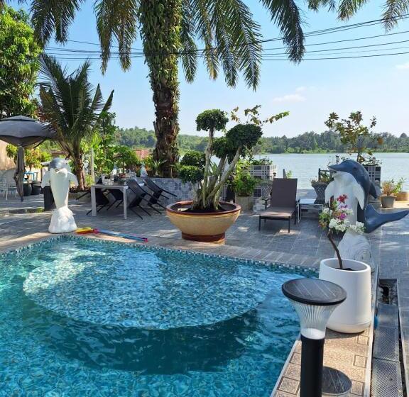 هتل River Pool Villa