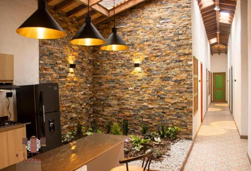 La Casa En El Pueblo  Hotel Experience