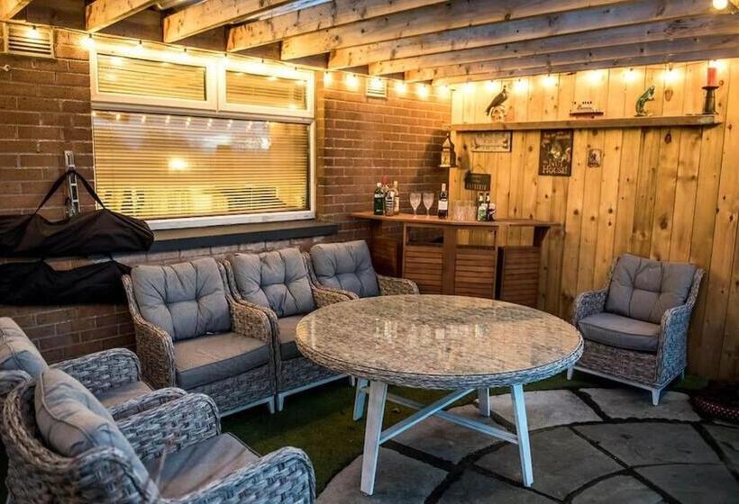 פנסיון Drumbo Country House