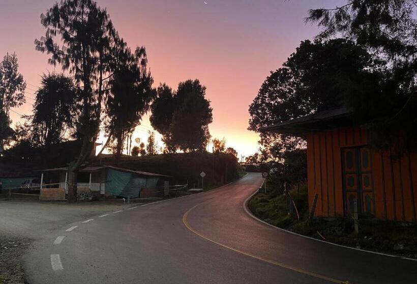 Пансион Un Amanecer En Murillo
