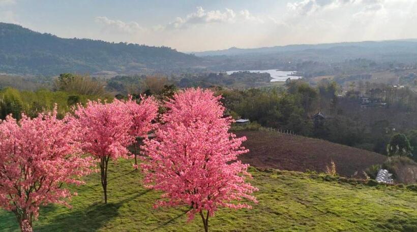 אתר נופש Sirine Onsen รีสอร์ทออนเซนวิวทะเลหมอก