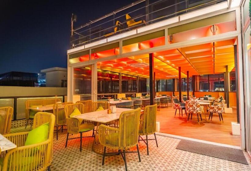 Ski Hotels And Resorts Rishikesh