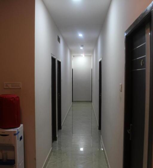 هتل Chennai Palace