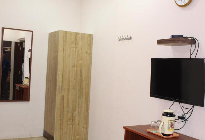 هتل Chennai Palace