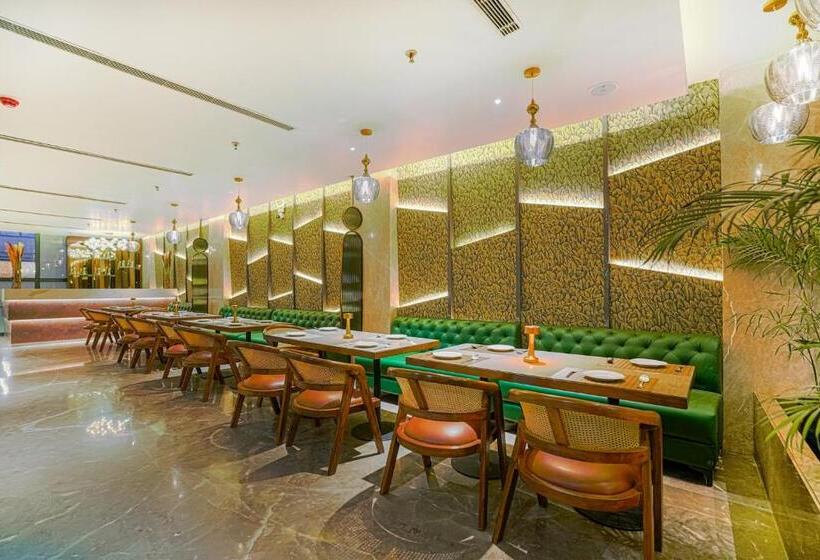 هتل Levelup Signature