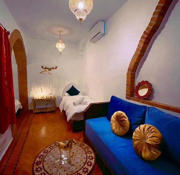 هتل Riad Bab Mahruk