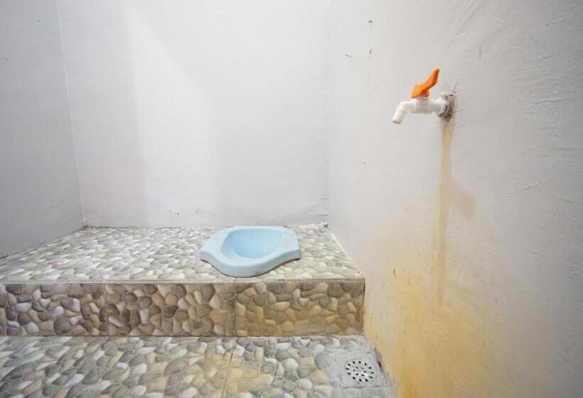 فندق Spot On 93685 Homestay Bu Sun Syariah