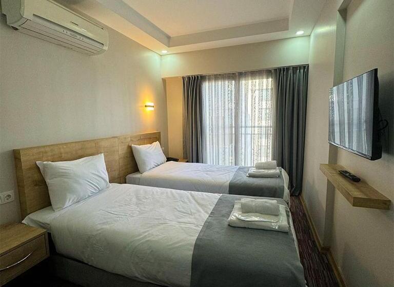 Mojo Otel İzmir