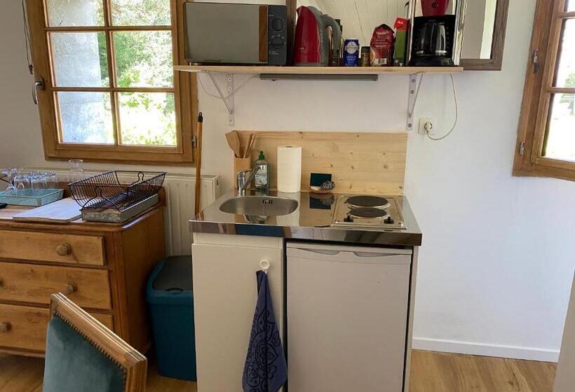 بنسيون Studio Dans Dépendances Centre Ville