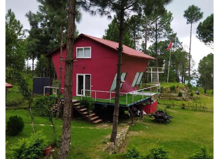 אתר נופש Ghughuti retreat