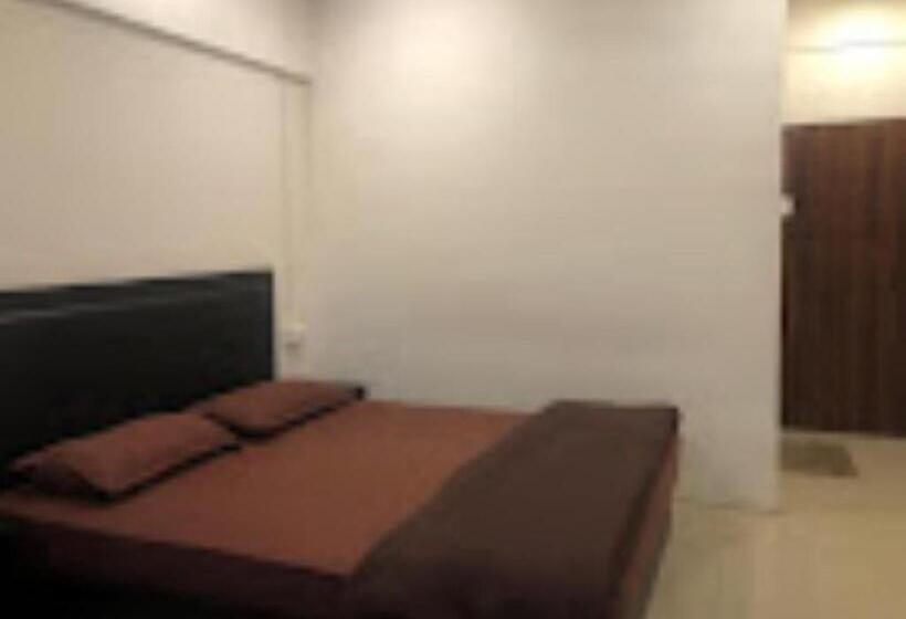 The Pi Hotel , Imphal