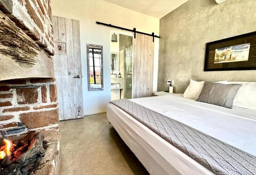 هاستل Baja House