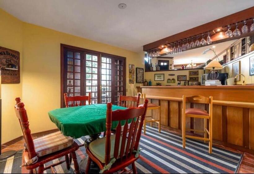 مبيت وإفطار Villa Panorama