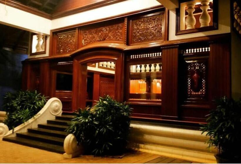 فندق Travann