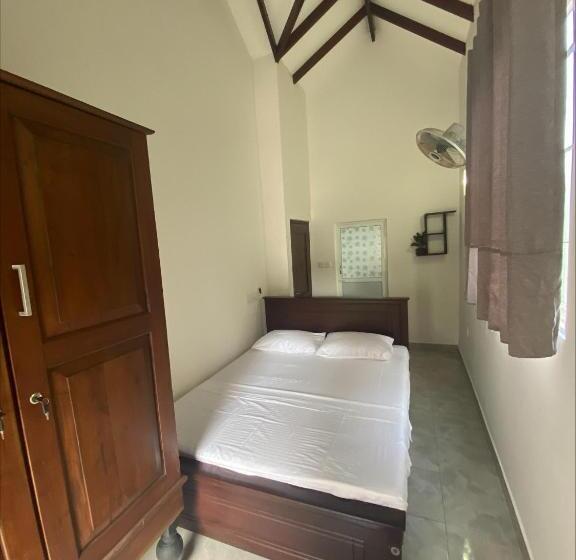 بنسيون Irin S Beach Lodging