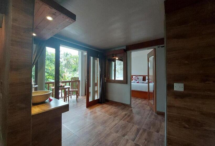 Пансион Prema Shiva Suites And Villas By Eps