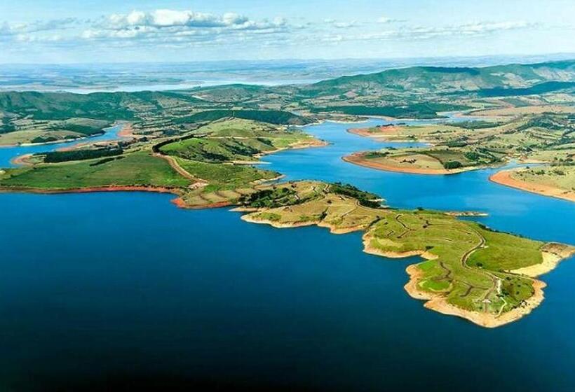 ペンション Suítes Do Lago
