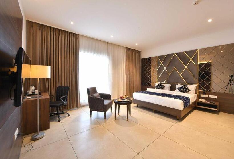 リゾートホテル Clubhouse Hotel Morbi