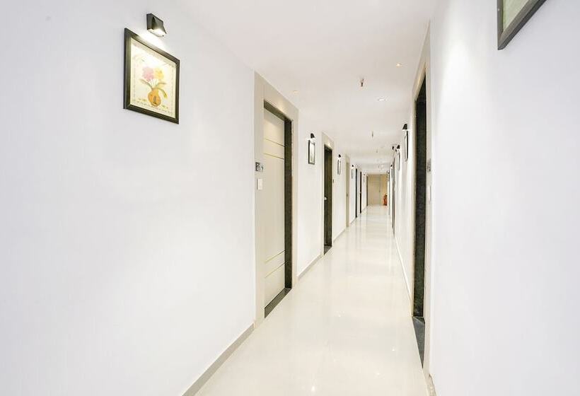 Fabhotel Grey Sky