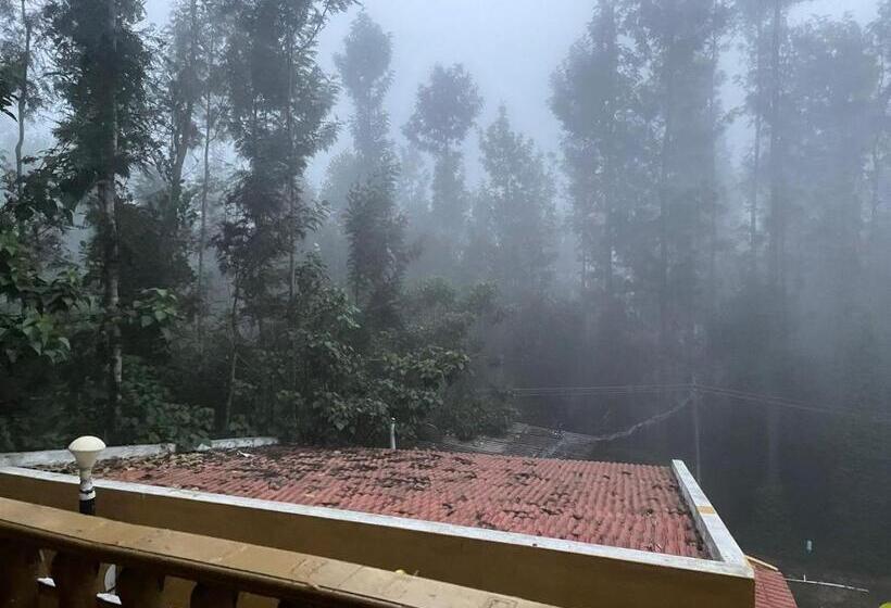 هتل Nature S Cradle Resort