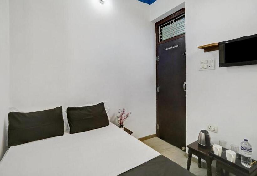 Oyo Hotel R K Shahpura