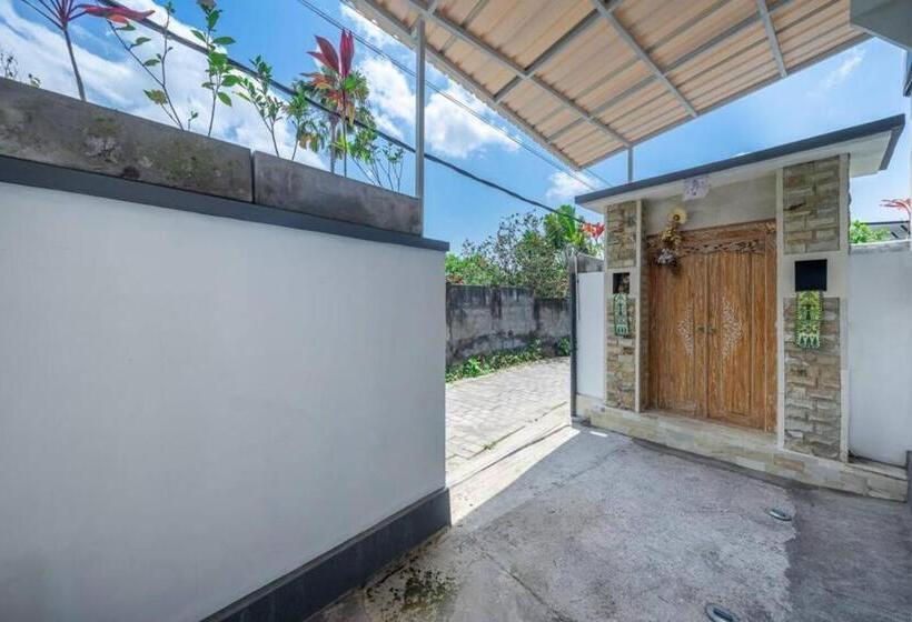 Пансион Aditya Guesthouse Canggu