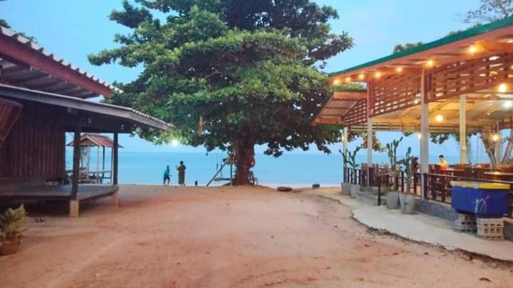 膳宿费 Nadan Beach House