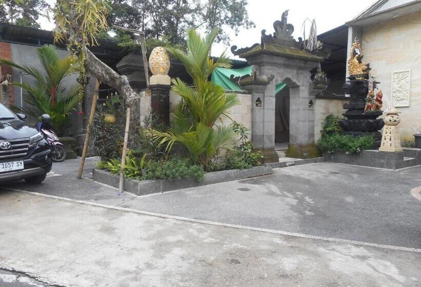 펜션 Suci Amerta Guest House