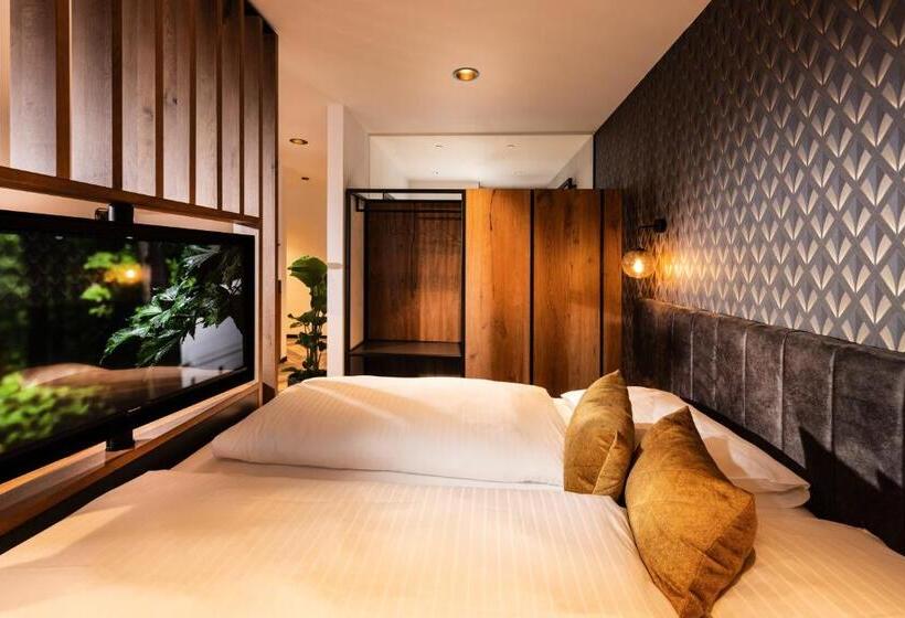 Zeit Und Raum Hotel   Self Check In