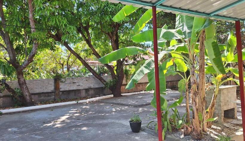 هاستل Knight Residence